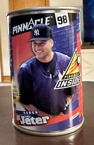 PINNACLE 1998 DEREK JETER MLB NEW YORK YANKEES VERSIEGELTE DOSE MIT 10 BASEBALLKARTEN - Bild 1 von 1