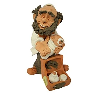 Gebrauchte Keramik Skulptur Rabbi " MOHEL " hält Baby mit Brith Kit Israel - Bild 1 von 1