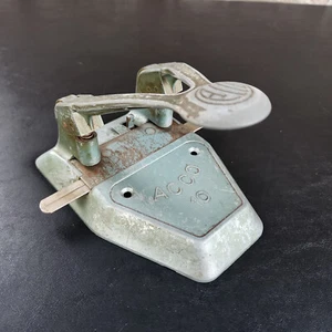 Vintage Office Product ACCO 10 Two Hole Paper Punch - Picture 1 of 10