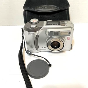 Toshiba PDR 2300 2.0 MP Digital Still Camera Silver with Case Parts or Repair - Picture 1 of 9