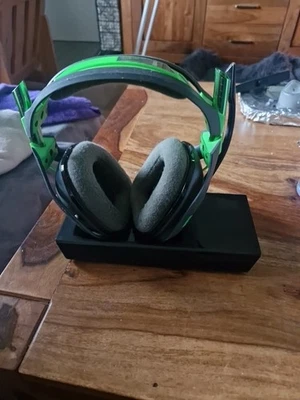 Astro A50 Gaming Headset Schwarz Grün - Bild 1 von 4