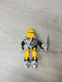 LEGO BIONICLE: Dekar Matoran of Mahri Nui (8930) No Box or Instructions