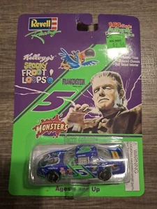 REVELL RACING #5 TERRY LABONTE FRANKENSTIEN MONTE CARLO KELLOGG'S NASCAR 1:64 - Picture 1 of 3
