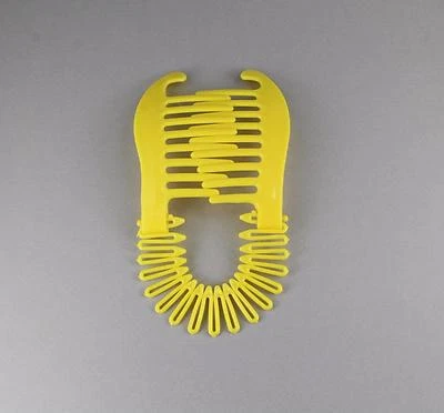 Yellow plastic interlocking banana clip hair ponytail comb flex stretch clincher - Image 1 of 4