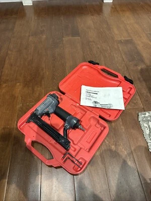 Grapadora corona Craftsman no funciona modelo 351.184060 Foto 1 de 4