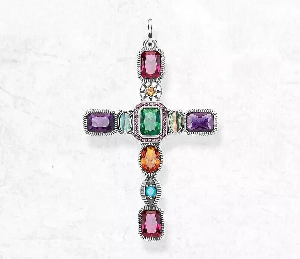 Colgante de cruz de plata de ley 925 con varios detalles de piedras preciosas Foto 1 de 4