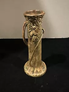 Antico vaso tronco albero WELLER ceramica Art Nouveau WOODCRAFT foglie 8,5"H anni '20 - Foto 1 di 7