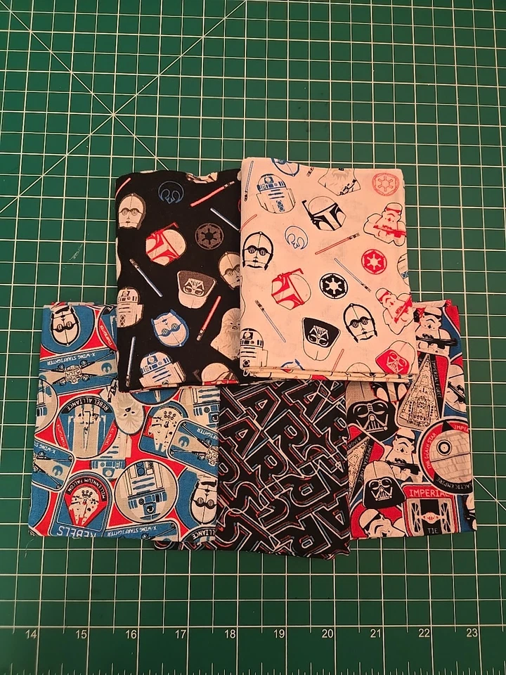 Star Wars Paquete STAR WARS GALACTIC (5) Pc 18 X21" Fat Quarter Juego de Tela Nuevo Foto 1 de 4
