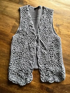 Häkelweste HALLHUBER Gr.M jeansblau kurz Vintage Boho gehäkelte Weste Lochmuster - Bild 1 von 7