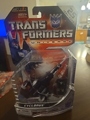 Transformers Universe Decepticon Cyclonus. Deluxe Class. 2008 Hasbro. Brand New  - Image 1 of 4