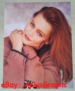 BELINDA CARLISLE... I Get Weak Singer (11x14) SIGNED - Picture 1 of 1