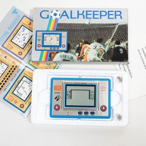 Goal Keeper Extra Screen Game Watch Clock GK 10 Boxed 1982 - Excellent Working! - Picture 1 of 13