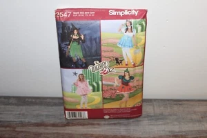 Simplicity Zauberer von Oz Dorothy Vogelscheuche Hexenkostüm 2547 Gr. 26W-32W UNCUT - Bild 1 von 1