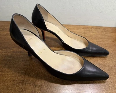 Authentic Christian Louboutin  Black Pumps Shoes Heels, 39.5 - Image 1 of 4
