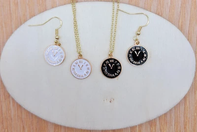 Collar Reloj Tamaño Pequeño, Pendientes Reloj, Collar Reloj Blanco, Reloj Negro Foto 1 de 4