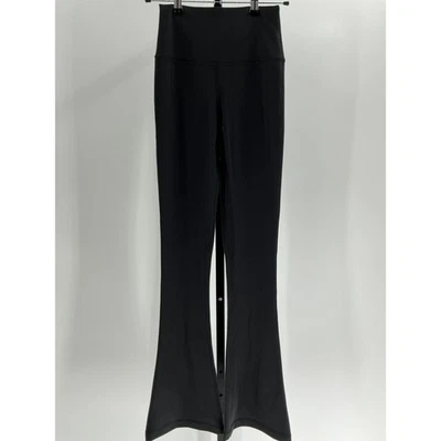 Pantalón Lululemon 'Align' Negro Mini Acampanado Talla 4 Foto 1 de 3