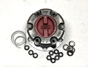 1986-1995 Toyota 4Runner & Pickup AISIN Manual Locking Hub OEM - Picture 1 of 3