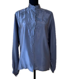 Vintage 100% Silk Joseph Magnin Hand Embroidered Grey Blouse Size Medium/Large - Picture 1 of 17
