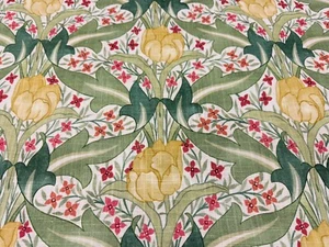 GP & J Baker Floral Print Fabric- Tulip & Jasmine / Red Green 5.75 yds BP10994.1 - Picture 1 of 5