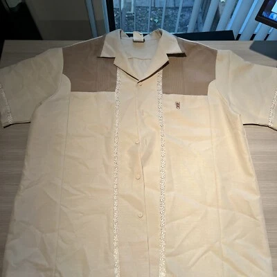 Camisa Iolani Ejecutiva Hecha en Hawaii X Grande Xl Beige Manga Corta Foto 1 de 4