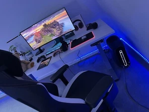 Fantastic Alienware set up with monior, headset . Mouse, Keyboard and controller - Picture 1 of 7