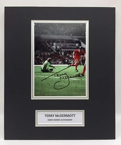 RARE Terry Mcdermott Liverpool Signed Photo Display + COA + PROOF 1978 1981 - Picture 1 of 3
