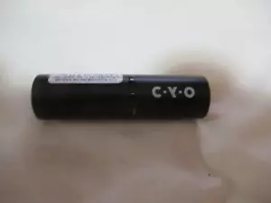 Lápiz labial hidratante CYO Colour Nutrition Pop The Question Difícil de encontrar - Imagen 1 de 3