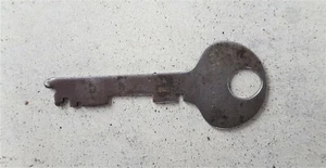 Vintage Corbin Cabinet Lock Co. AZN5 Flat Key Trunk - Picture 1 of 5
