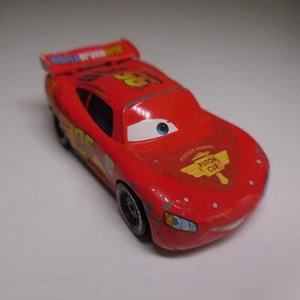 Car Miniature Race Red Disney Pixar Mattel World Grand Price N6094 - Picture 1 of 12