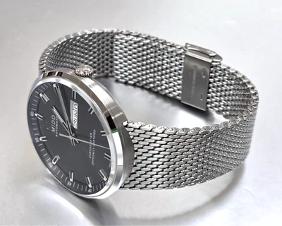 Reloj para hombre MIDO Commander Icone 42MM AUTO esfera antracita M031.631.11.061.00 - E Foto 1 de 4