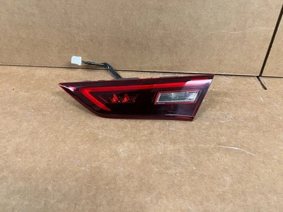OEM 2017-2022 INFINITI Q60 LED LUZ TRASERA MALETERO MONTADO DERECHO ¡BONITO!! Foto 1 de 4