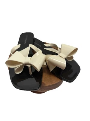 Sandalias chanclas JEFFREY CAMPBELL para mujer talla 7 color crema azucarada con lazo coqueta Foto 1 de 4