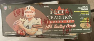 2000 FLEER TRADITION GLOSSY NFL FOOTBALL COMPLETE SET BOX TOM BRADY RC NEW - Picture 1 of 2