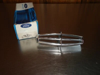 New NOS Ford Grill Emblem Ornament F0OY-8213-A 1990 1991 Lincoln Continental - Image 1 of 2
