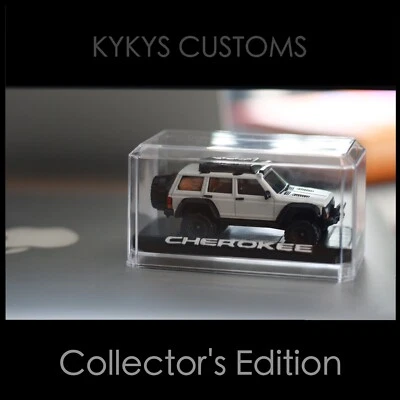 KYKYS Collector's Edition - Hot Wheels 95 Jeep Cherokee in White w/ Case - Image 1 of 4
