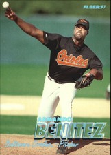 1997 Fleer Tiffany Baltimore Orioles Baseball Card #558 Armando Benitez