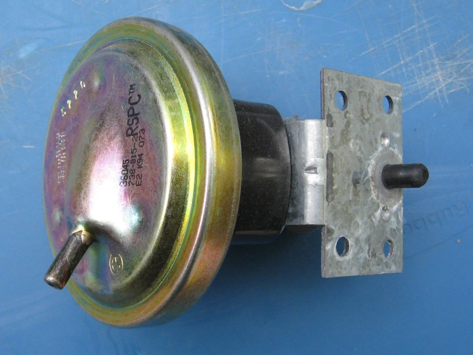 Interruptor de presión de nivel de agua Amana Speed Queen Maytag 36045 738-815-2 40055101 Foto 1 de 4