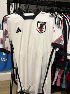 Authentic Japan 2022 Away Shirt UK Medium - Picture 1 of 5