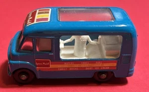 Matchbox #47B Commer Ice Cream Canteen "LYONS MAID 1963 - Picture 1 of 5