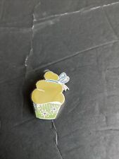 Disney 2011 Cupcake Sweet Treat Tinker Bell Booster Trading Pin ~