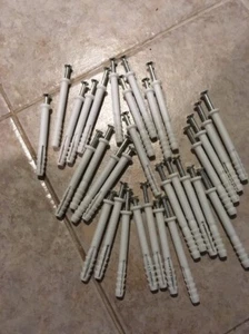 Cabinet Plastic Anchor Bolt Lot Of 30 - Picture 1 of 3