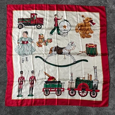 Bufanda de seda ECHO de colección juguete para niños caballo mecedor camión de bomberos muñeca soldados roja Foto 1 de 4