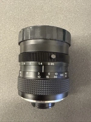 Объективы Navitar 50 мм F0,95 с креплением C сверхчувствительный телевизионный объектив б/у - Изображение 1 из 4