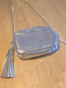 NWT Victoria's Secret small purse. Retail $70. - Picture 1 of 6