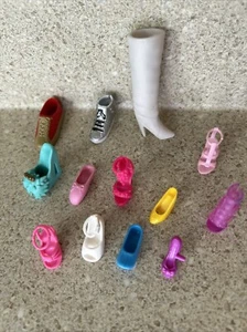 Barbie, Doll Shoes, One Of Each, Replacements As Is - Picture 1 of 5