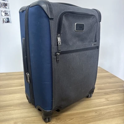 "Equipaje de mano TUMI Alpha 22"" azul bolsa de viaje de 4 ruedas 22061NA2E" Foto 1 de 4