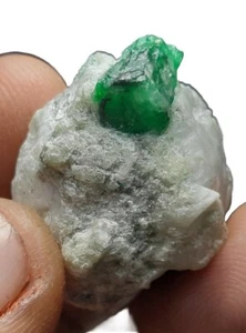102carats Beautiful Green Emerald double terminated specimen from swat Pakistan - Picture 1 of 11