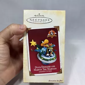 HALLMARK Keepsake 2005 DUCK DODGERS AND MARVIN THE MARTIAN Christmas ORNAMENT - Picture 1 of 8