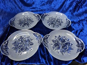 Vintage 4er Set KIG MALASIA Klar, Milchglas Bestickt 8" Rose Teller mit Ha - Bild 1 von 4