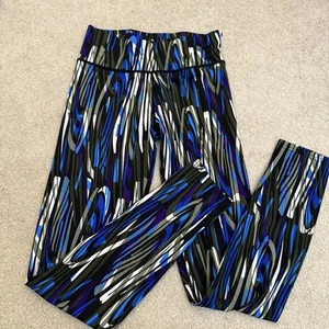 Damen Leggings klein blau schwarz M Training tailliert schlankmachend dehnbar Gym 002 - Bild 1 von 5